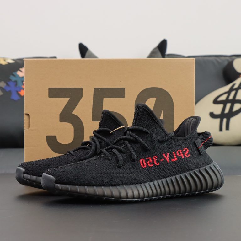 Yeezy Boost 350 V2 Bred Reps Sports Shoes - 1 of 8