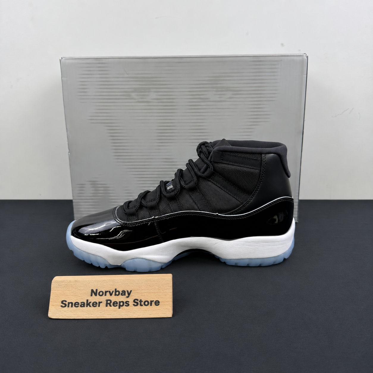 Air Jordan 11 Retro Space Jam 2026 Men Classic Basketball Sneakers - 4 of 8