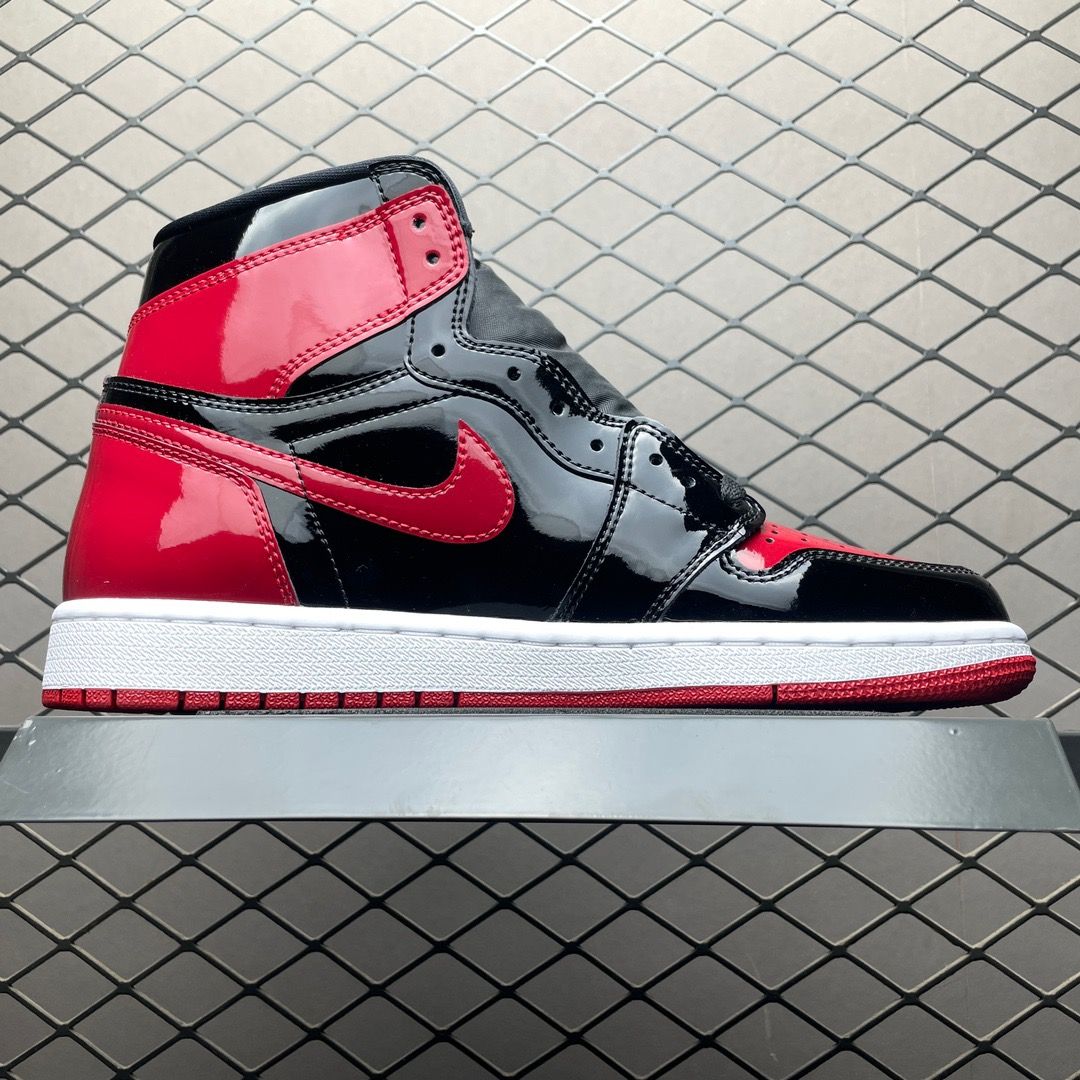 Air Jordan 1 Retro High OG 'Patent Bred' 555088-063 - 2 of 8