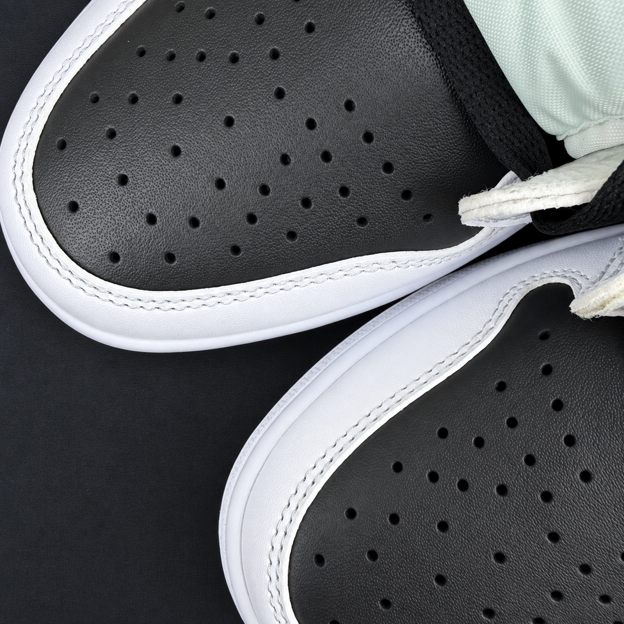 Union LA x Fragment Design x Jordan 1 High White Black Reps - 8 of 8