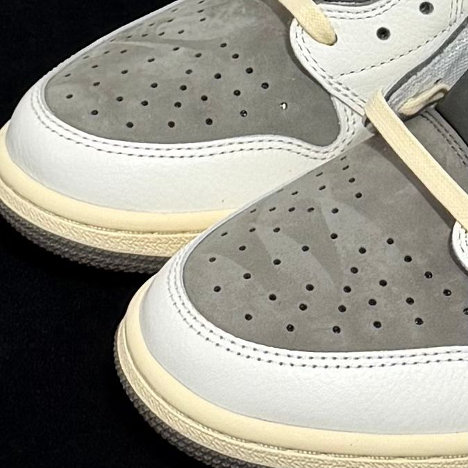 Air Jordan 1 Retro Low Travis Scott Reverse Mocha Reps - 7 of 7