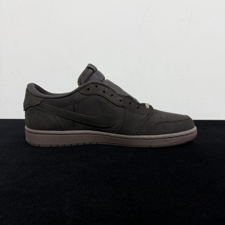 Travis Scott x Air Jordan 1 Low Og Velvet Brown Reps - 4 of 7