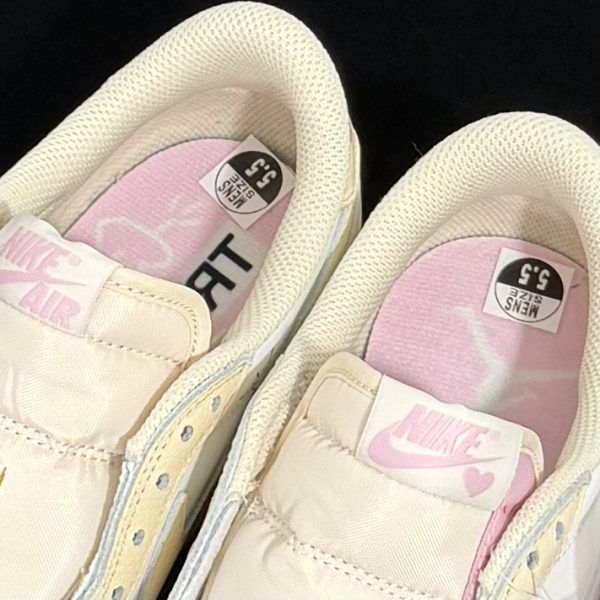 Travis Scott Air Jordan 1 Low Shy Pink Sail - 6 of 8