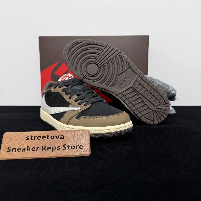 Travis Scott x Air Jordan 1 Low Mocha Reps - 3 of 6