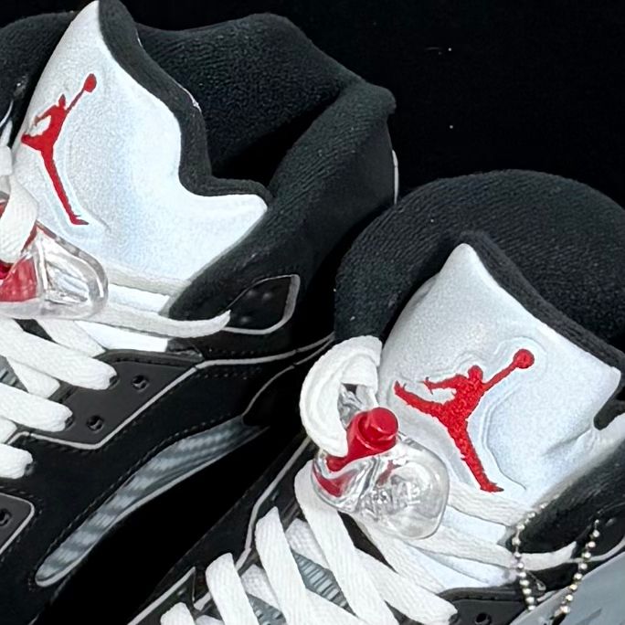Air Jordan 5 Retro "Black Metallic Reimagined" Reps - 6 of 8