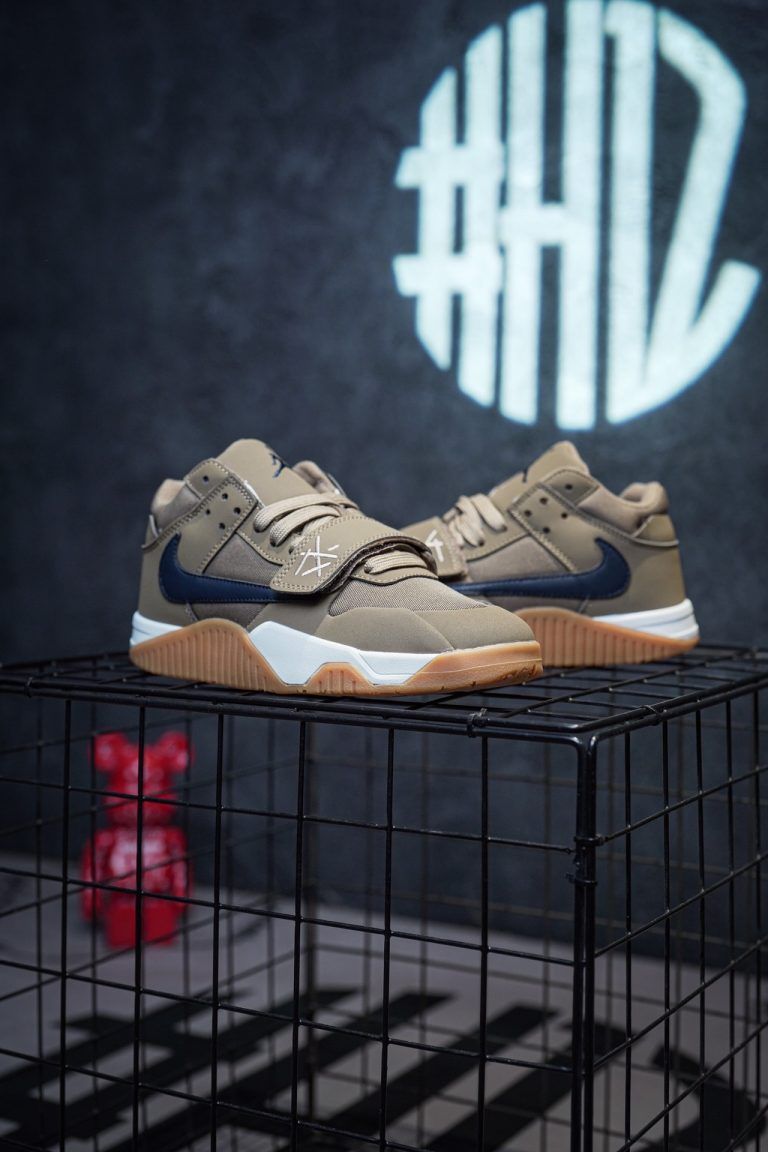 Travis Scott x Jordan Jumpman Jack Brown Replica - 3 of 8