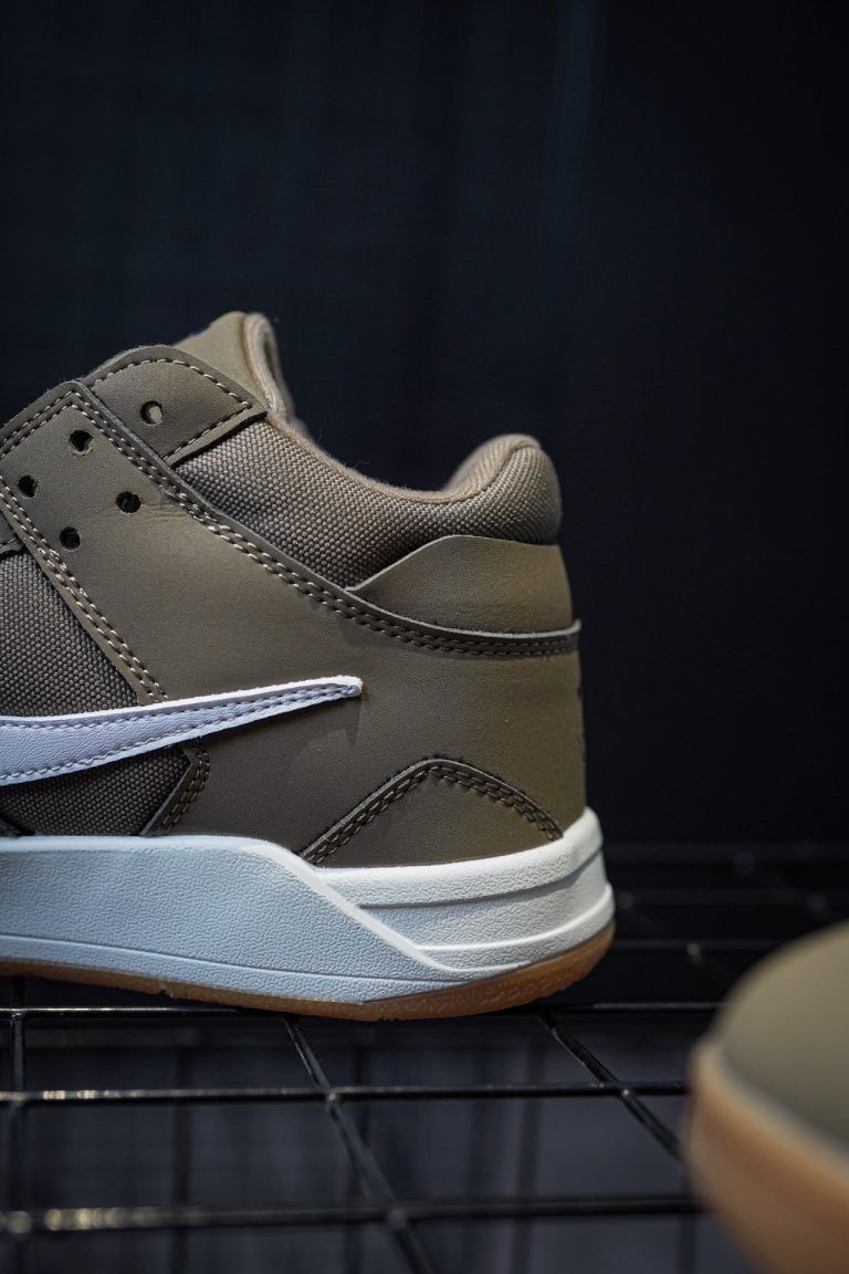 Travis Scott x Jordan Jumpman Jack Brown Replica - 5 of 8
