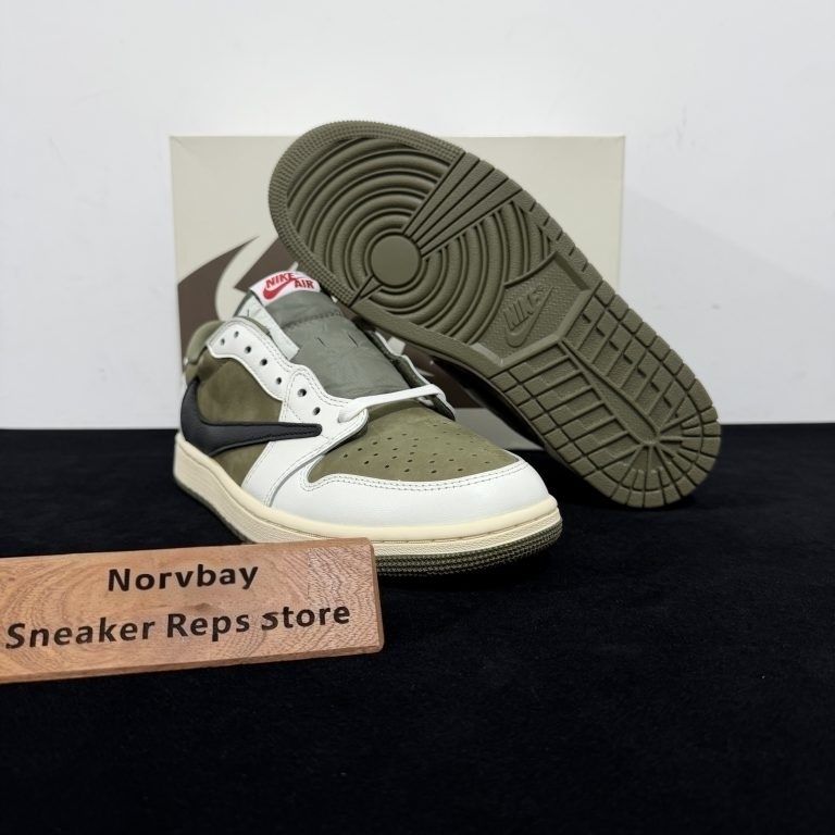 Travis Scott x Air Jordan 1 Low Medium Olive Reps - 3 of 8