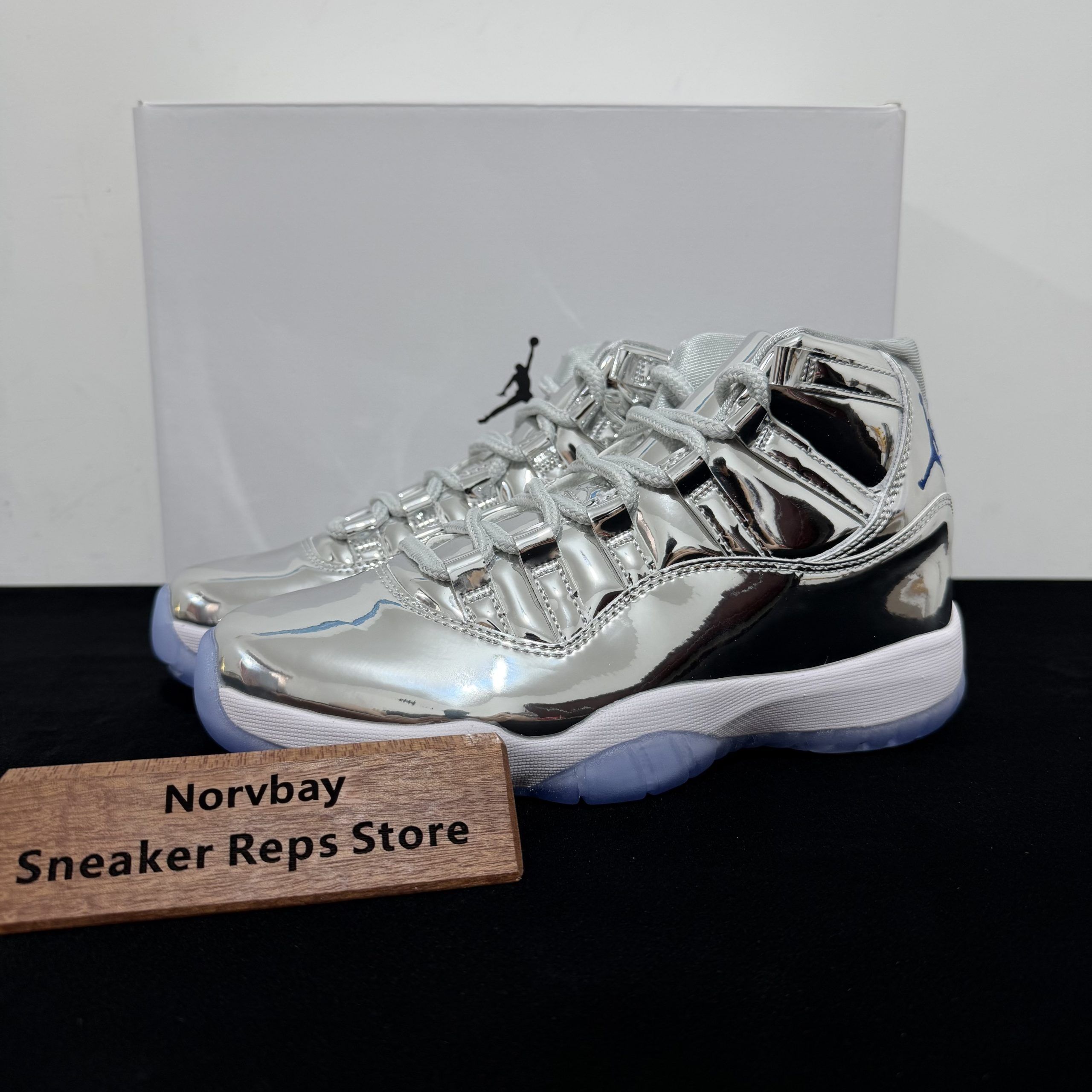 Air Jordan 11 "Dodgers World Championship" - 1 of 7
