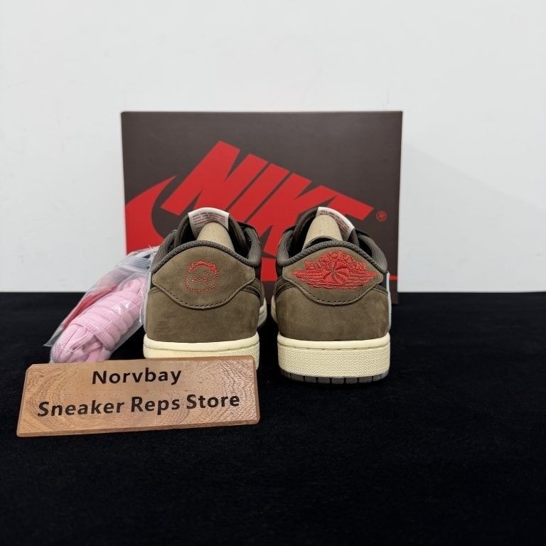 Travis Scott x Air Jordan 1 Low Mocha Reps - 2 of 6