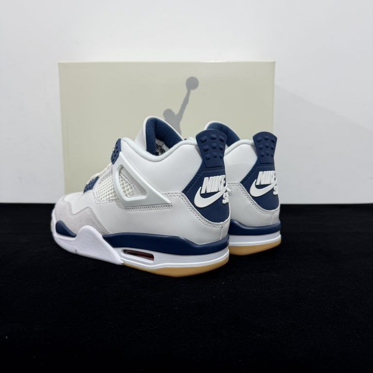 Nike SB x Air Jordan 4 Retro SP Navy Replica - 7 of 8
