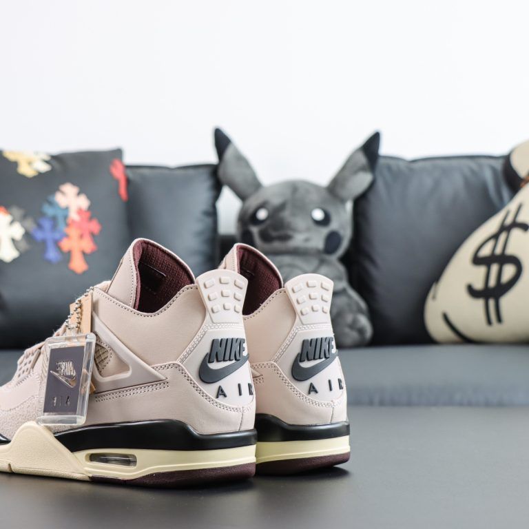 A Ma Maniere Jordan 4 While You Were Sleeping - 6 of 8