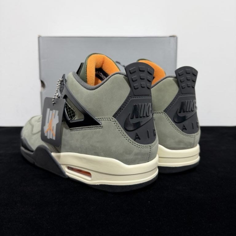 Air Jordan 4 Undefeated 2025 Reps shoes - 6 of 8