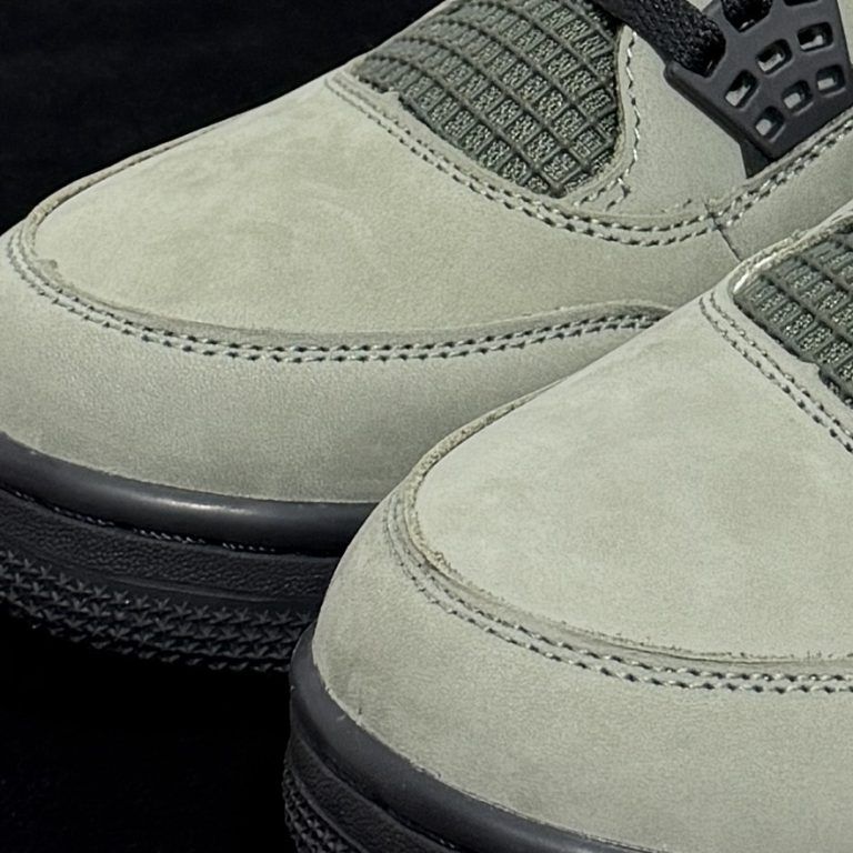 Air Jordan 4 Undefeated 2025 Reps shoes - 7 of 8