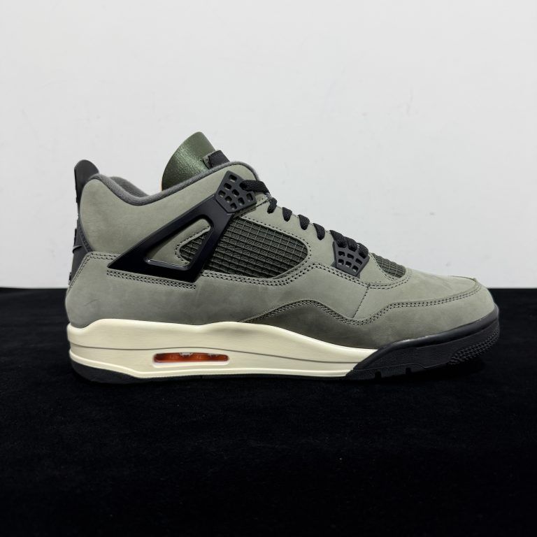 Air Jordan 4 Undefeated 2025 Reps shoes - 5 of 8