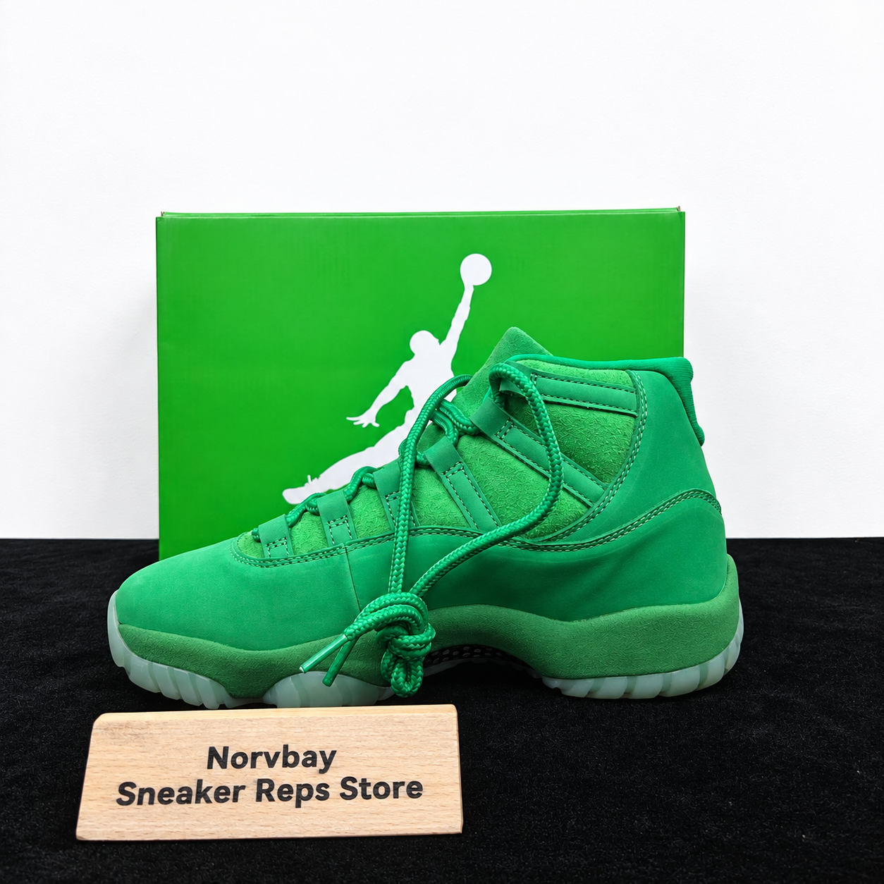 Air Jordan 11 Retro Green Screen shoes - 4 of 8