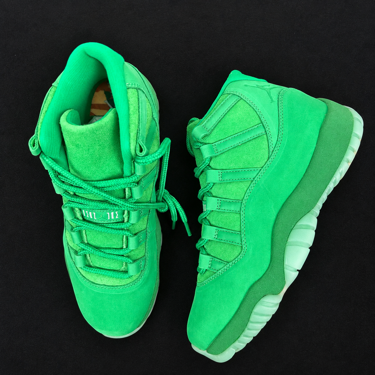 Air Jordan 11 Retro Green Screen shoes - 7 of 8